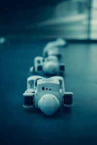 Profesionali robotų taisyklė Vilniuje: kaip lygios žinios ir visiems pritaikytos naujienos keičia miesto technologijų priežiūrą